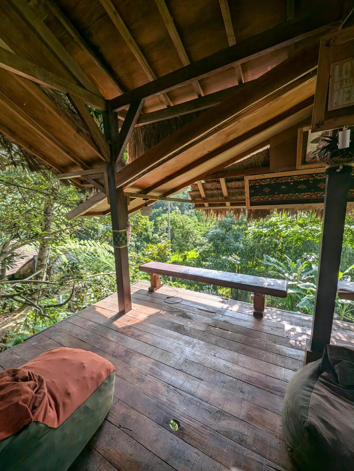 Hotel Satu Lingkung Tetebatu Esterno foto